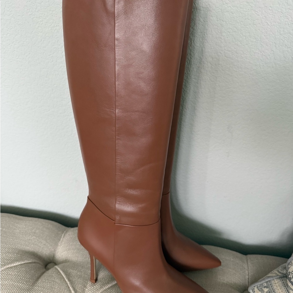 Larroude Kate Leather Heeled Boots Carmel